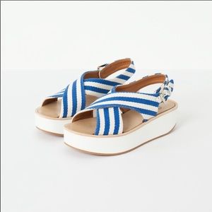 Quirky Flamingos Flatform Sandals - chunky - Sz 7